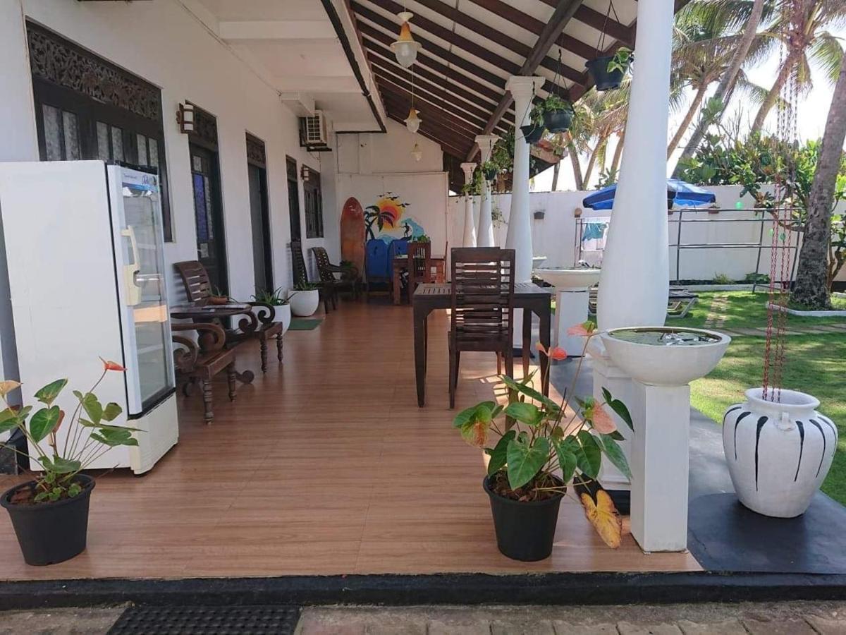 Ashen'S Beach House Boossa Exterior photo