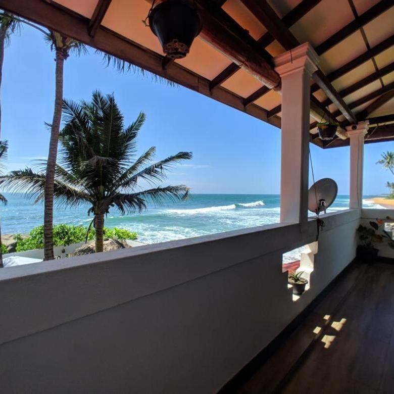 Ashen'S Beach House Boossa Exterior photo